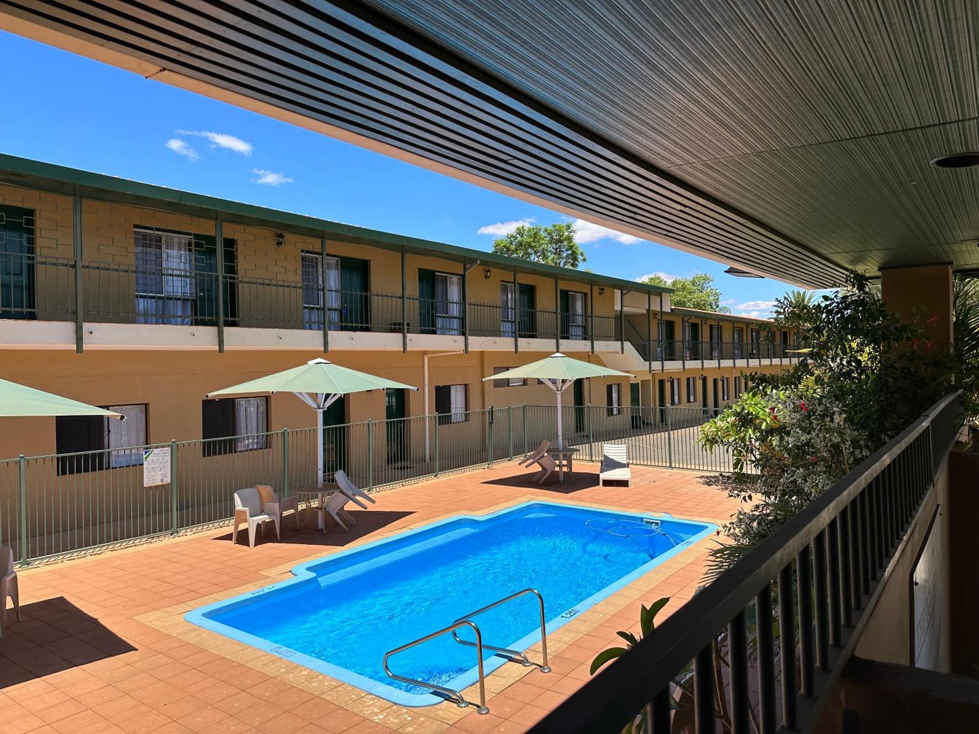 The Tower Hotel Kalgoorlie Exteriör bild